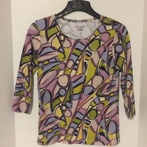 Artsy stretchy top